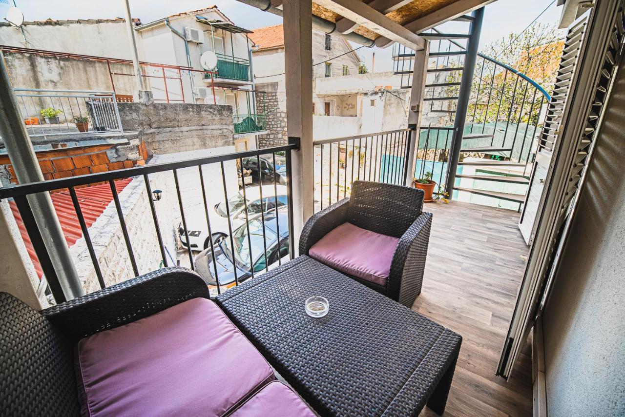 Downtown Luxury Apartments With Hot Tub Vodice Esterno foto