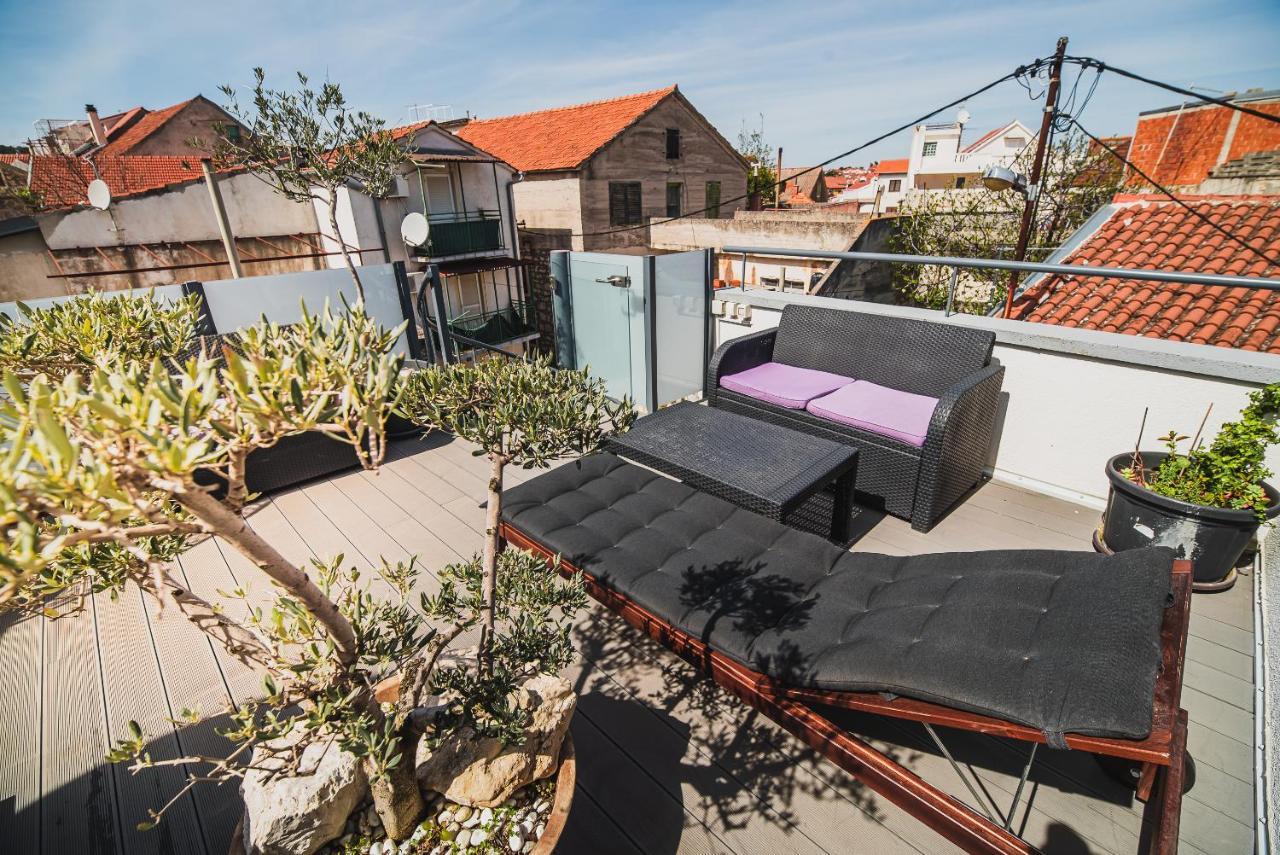 Downtown Luxury Apartments With Hot Tub Vodice Esterno foto
