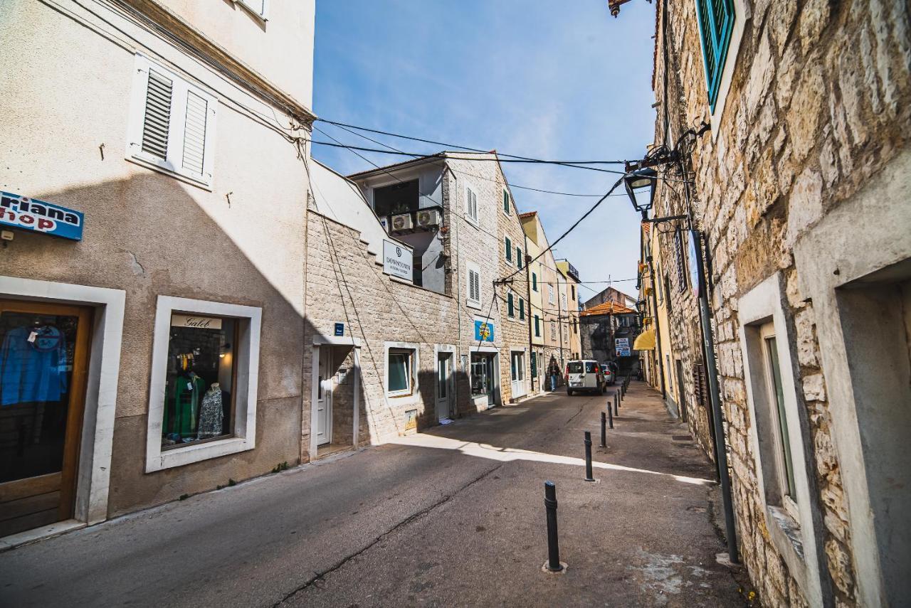 Downtown Luxury Apartments With Hot Tub Vodice Esterno foto