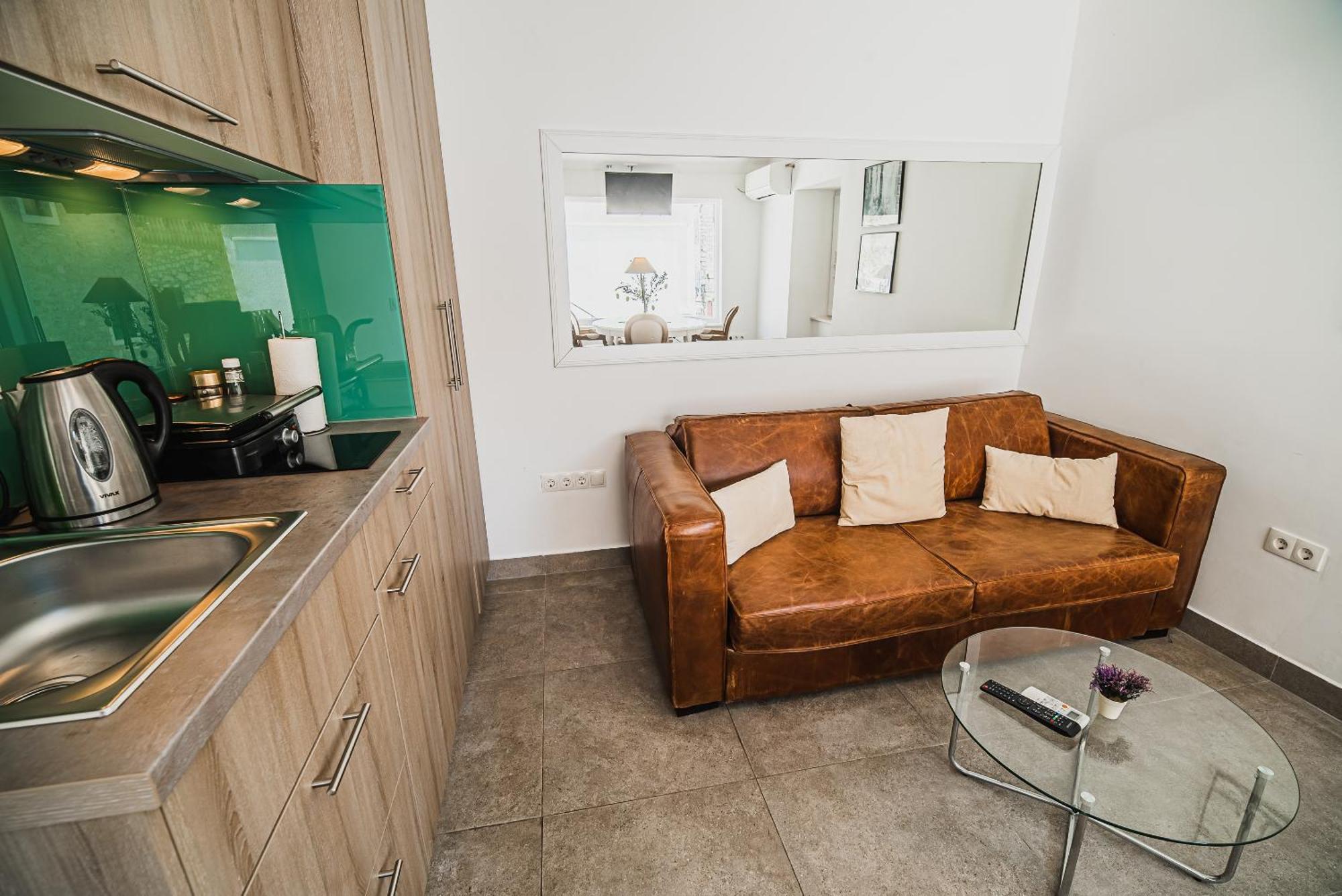 Downtown Luxury Apartments With Hot Tub Vodice Camera foto