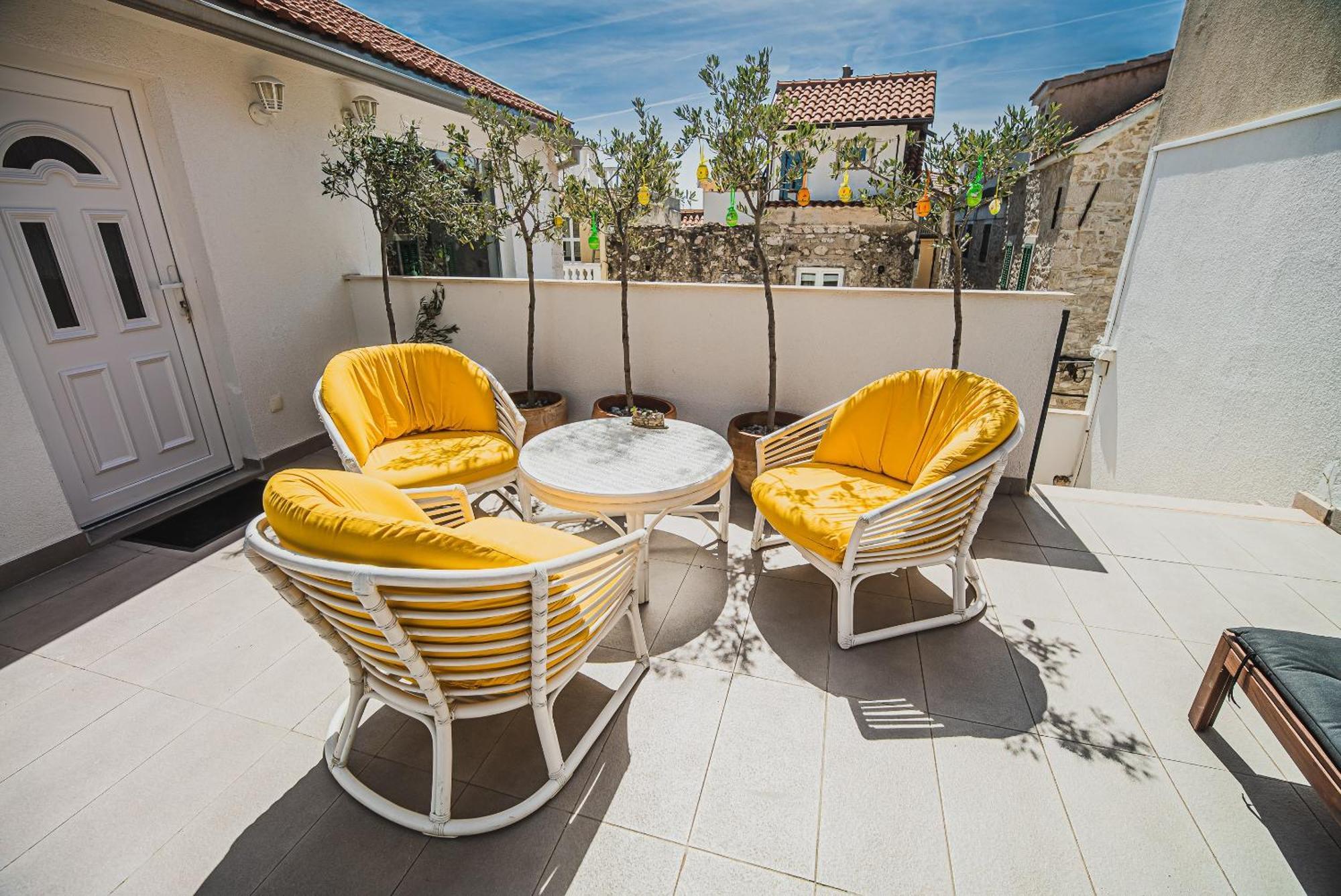Downtown Luxury Apartments With Hot Tub Vodice Camera foto